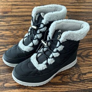 Ryka Black Winter Boots with Gray Fur
